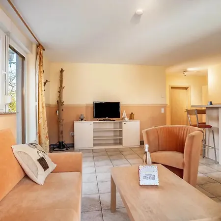 Schwalbennest Appartamento Buschvitz